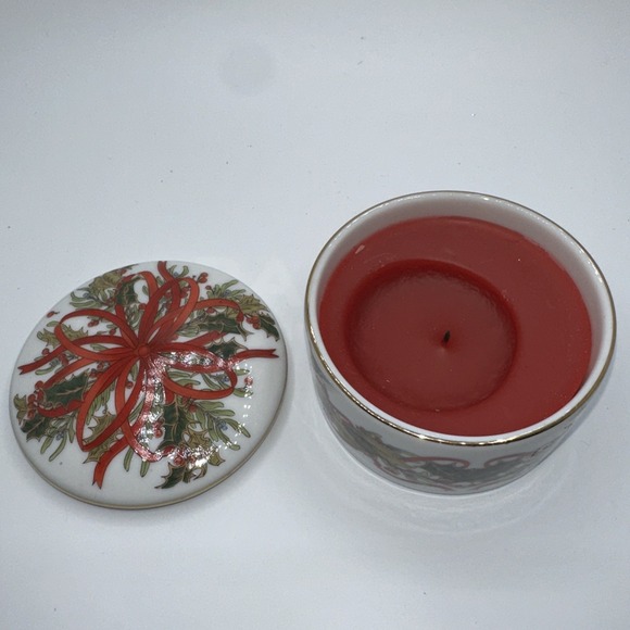 Andrea By Sadek Christmas Garland Trinket Box With Candle - Picture 2 of 4